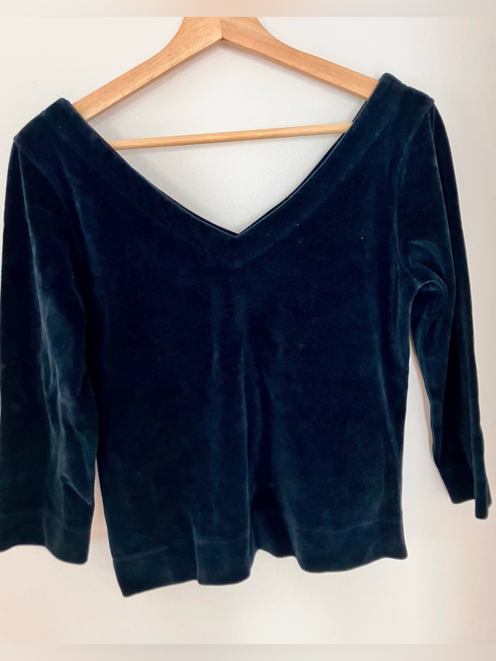 Jessica Sport Navy Blue Velvet V-Neck slightly off the shoulder Top